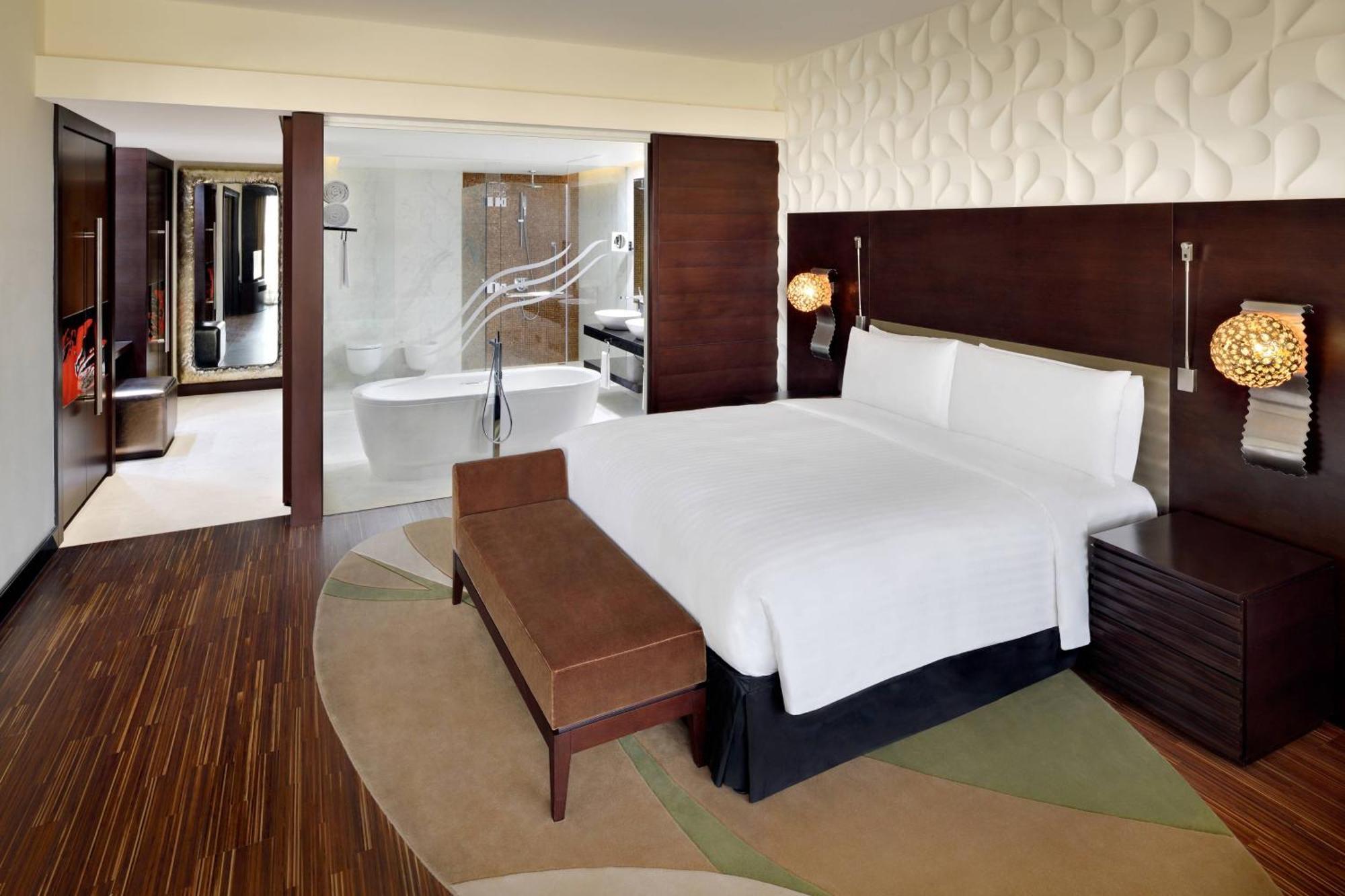 Marriott Hotel Al Forsan, Abu Dabi Exterior foto A bedroom at the hotel